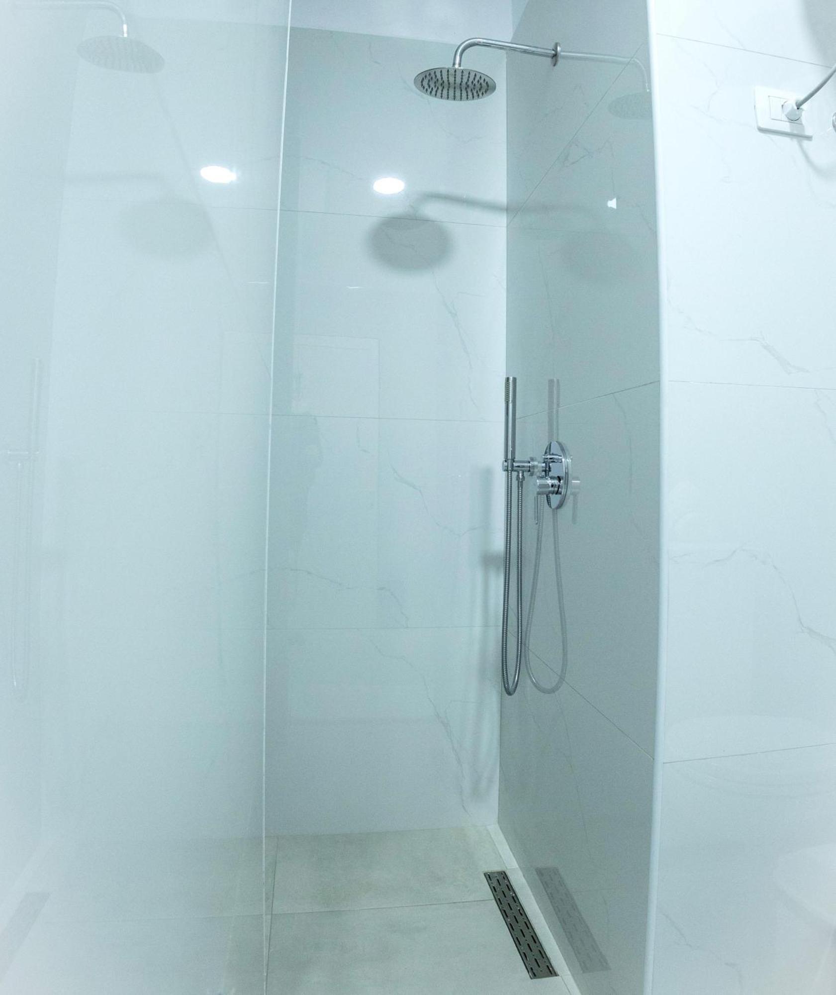 Cozy Flat Near Air Albania Stadium 1 Tirana Esterno foto